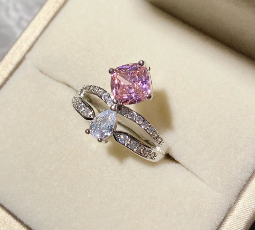 Vintage Castle Cocktail Ring