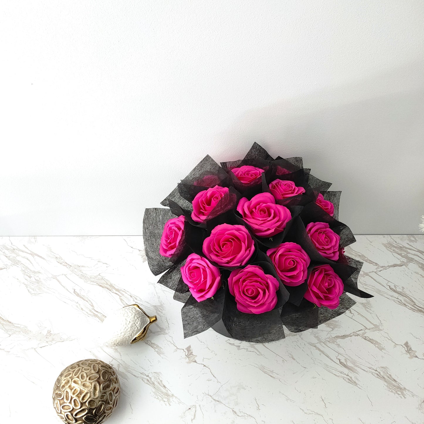 Luxe Scented Rose Black Box
