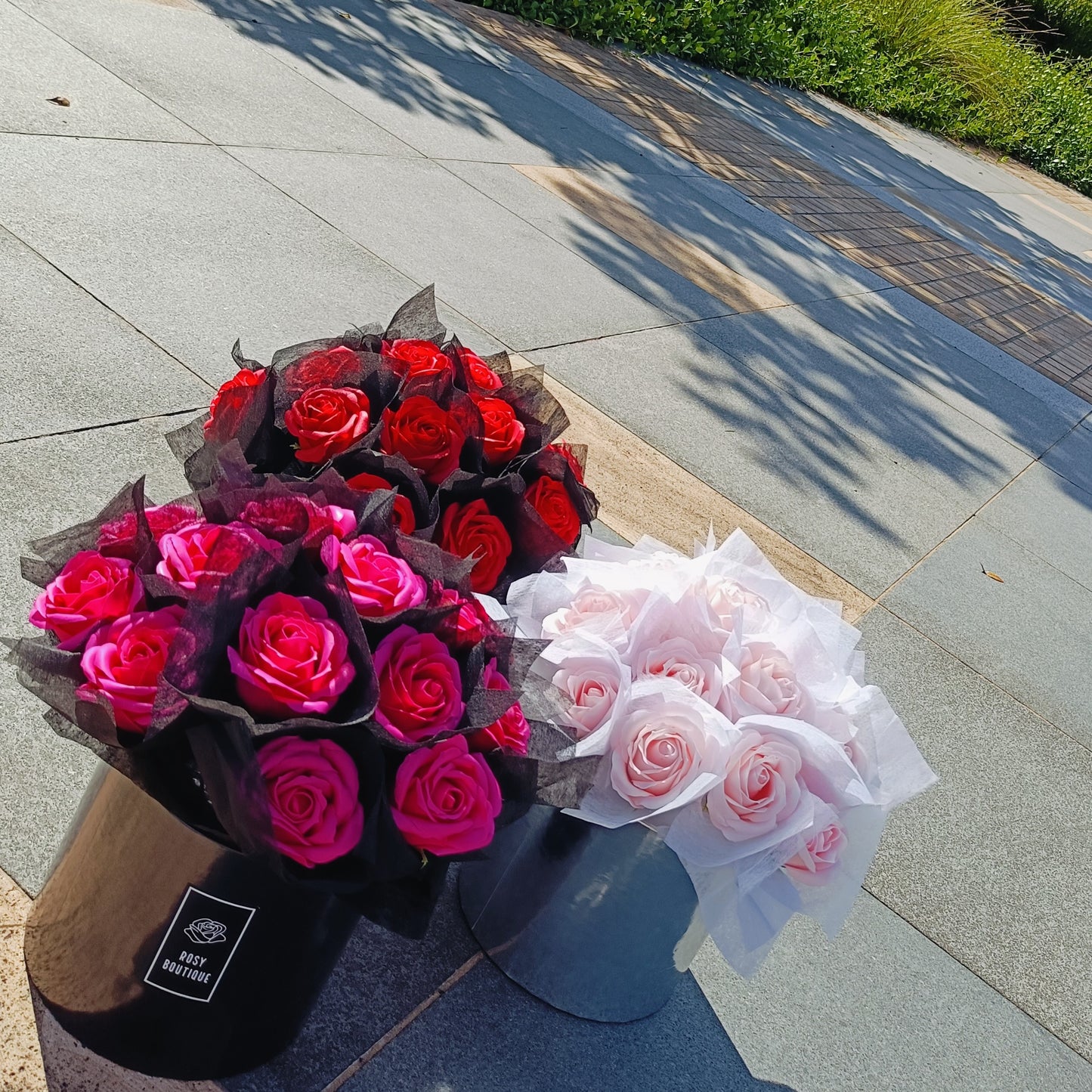 Luxe Scented Rose Black Box
