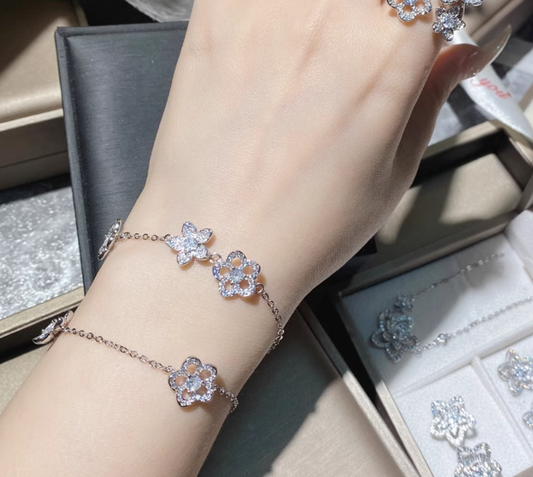 Girly Flower Bracelet